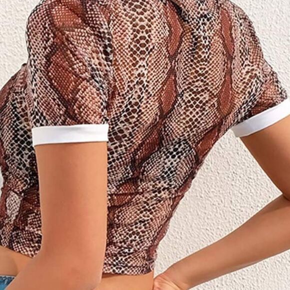 🛍NWT 🛍Women Pretty Snake Skin Shirt size S - Picture 4 of 5